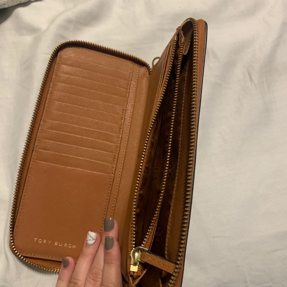 Tory Burch Leather Wallet